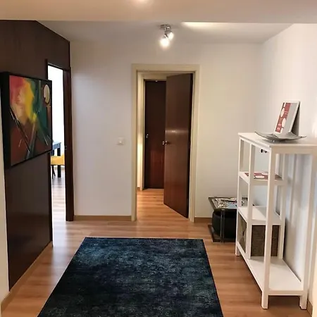 Apartment Apart. E Espacoso - Parque E Metro Lissabon