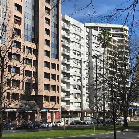 Apart. E Espacoso - Parque E Metro * Lissabon