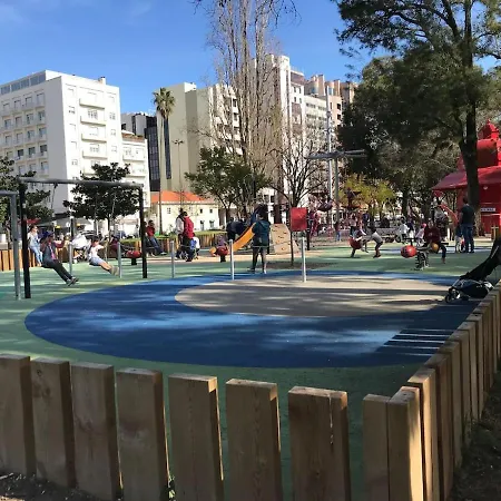 Apart. E Espacoso - Parque E Metro * Lisboa